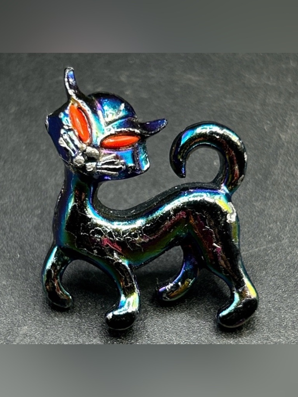 Vintage Lustrous Metal Red Eyed Black Cat Brooch Pin Goth Halloween Cute Jewelry